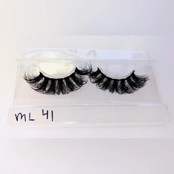 Lash Strip ML41 - Picture 2 of 2